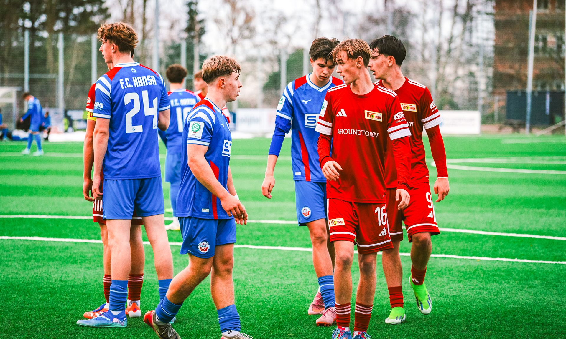 Die B-Junioren gewinnen in Rostock.