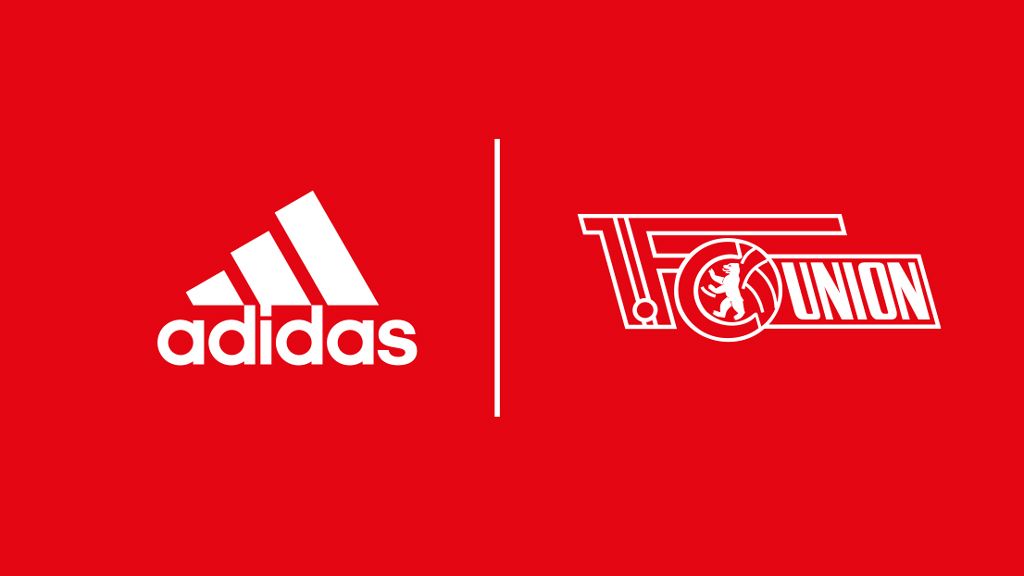 Logo von Adidas links, Logo von 1. FC Union Berlin rechts, auf rotem Hintergrund.