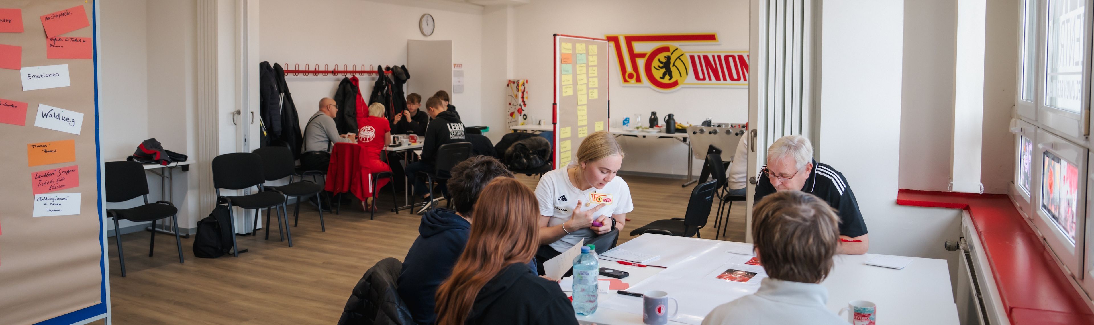 Generationen im Stadiondialog an der Alten Försterei 