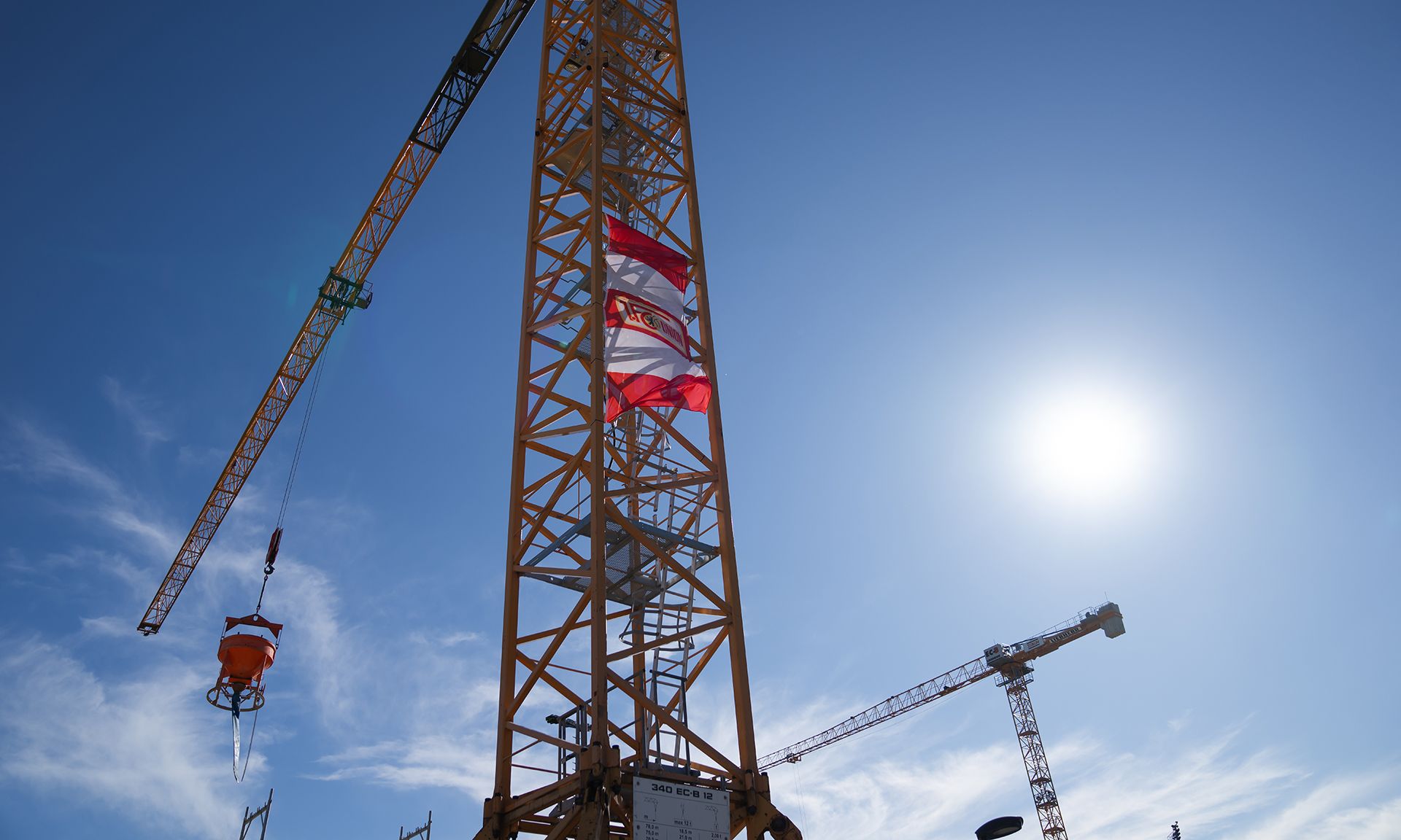 Se buscan ayudantes de construcción