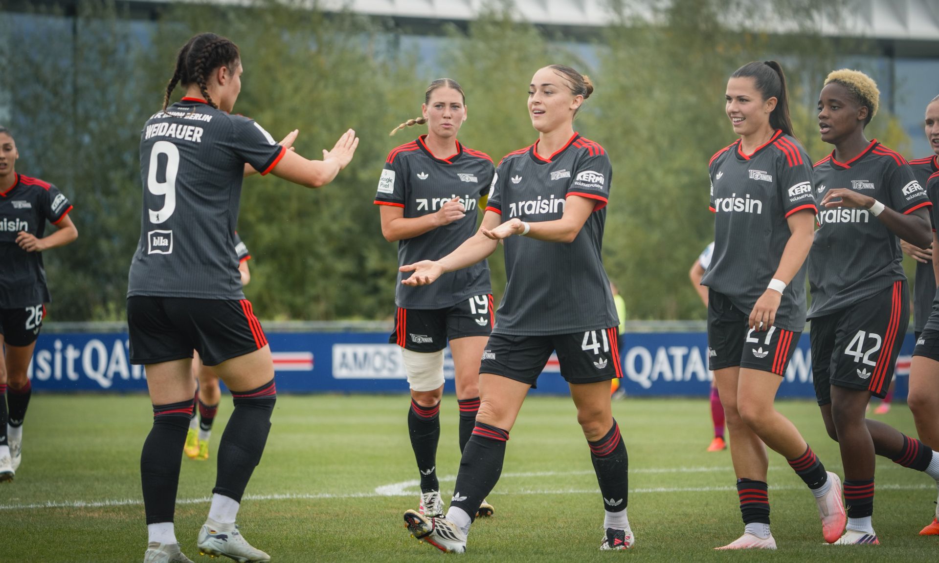 Unionerinnen bezwingen PSG mit 3:1 