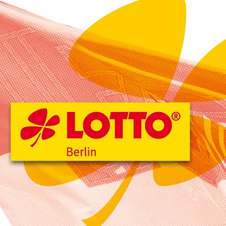 Logo von LOTTO Berlin mit gelbem Hintergrund und einem roten Kleeblatt-Motiv.