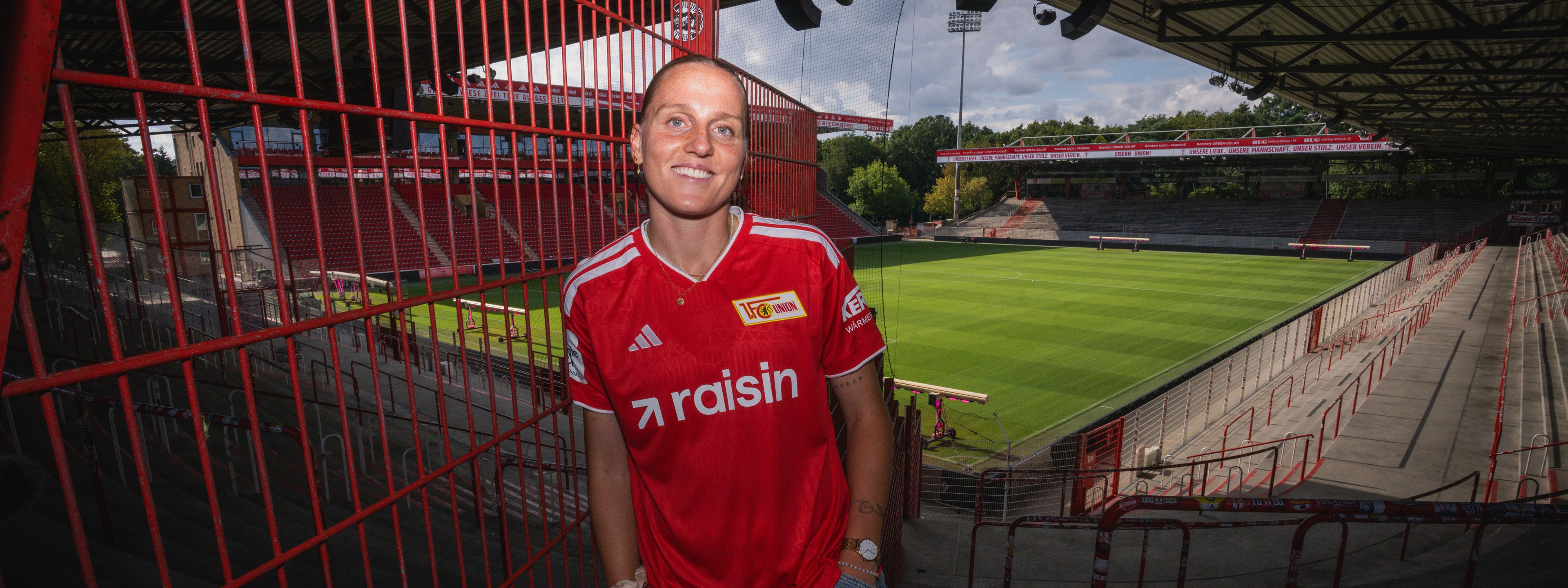 Lina Hausicke verstärkt das Mittelfeld der Unionerinnen