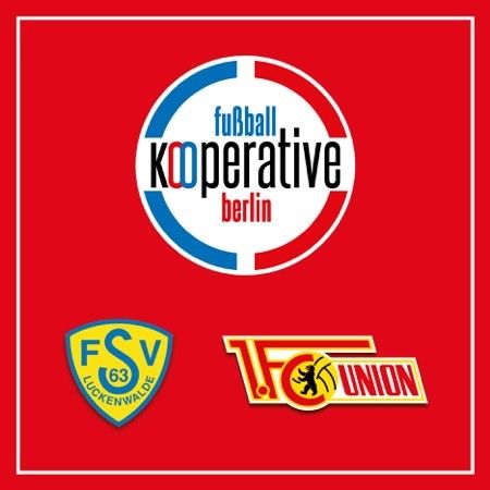 Logo der Fußball-Kooperative Berlin mit den Logos von FSV Luckenwalde und 1. FC Union. Hintergrund in Rot.