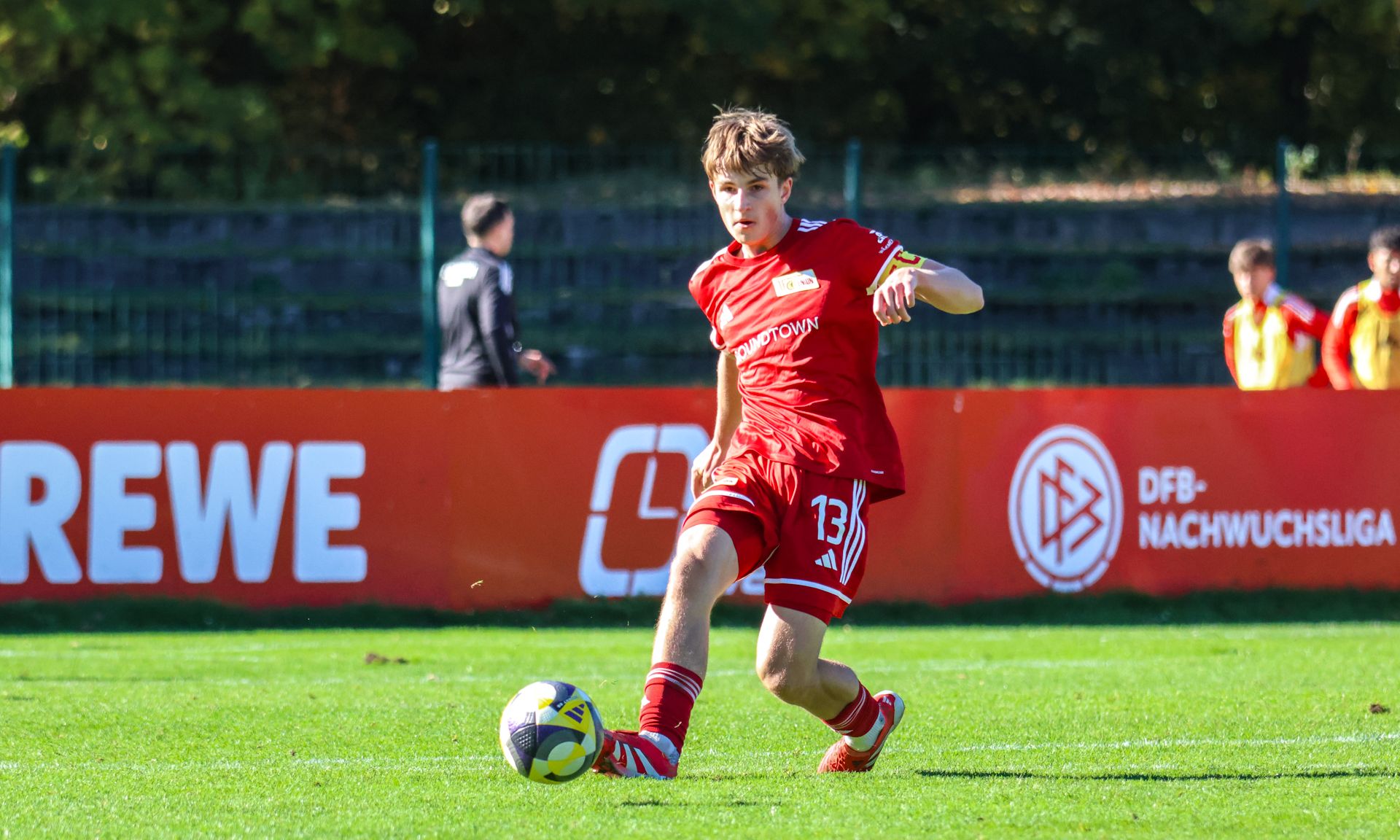 B-Junioren empfangen Halleschen FC 