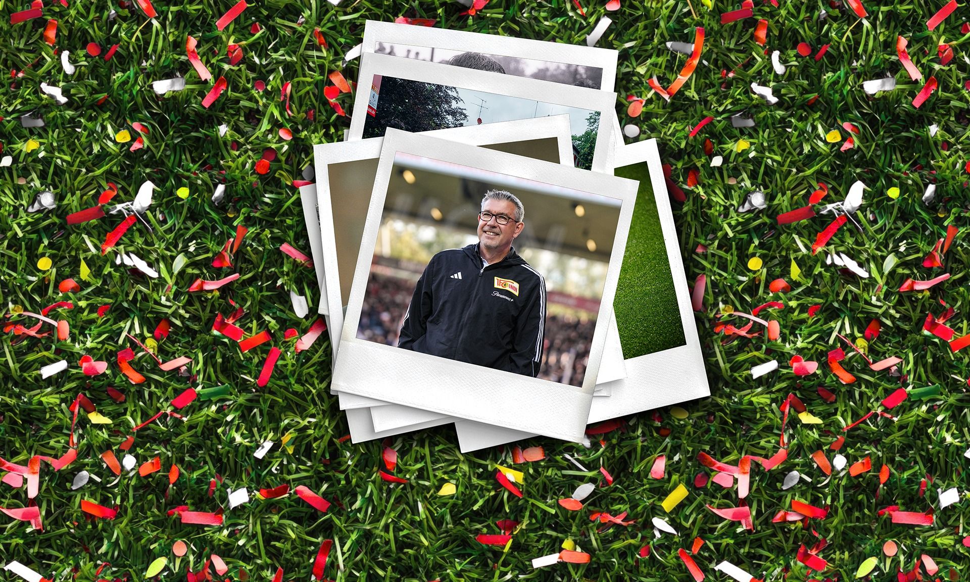 Ein Stapel alter Fotopolaroids auf grünem Rasen mit bunter Konfetti-Dekoration.