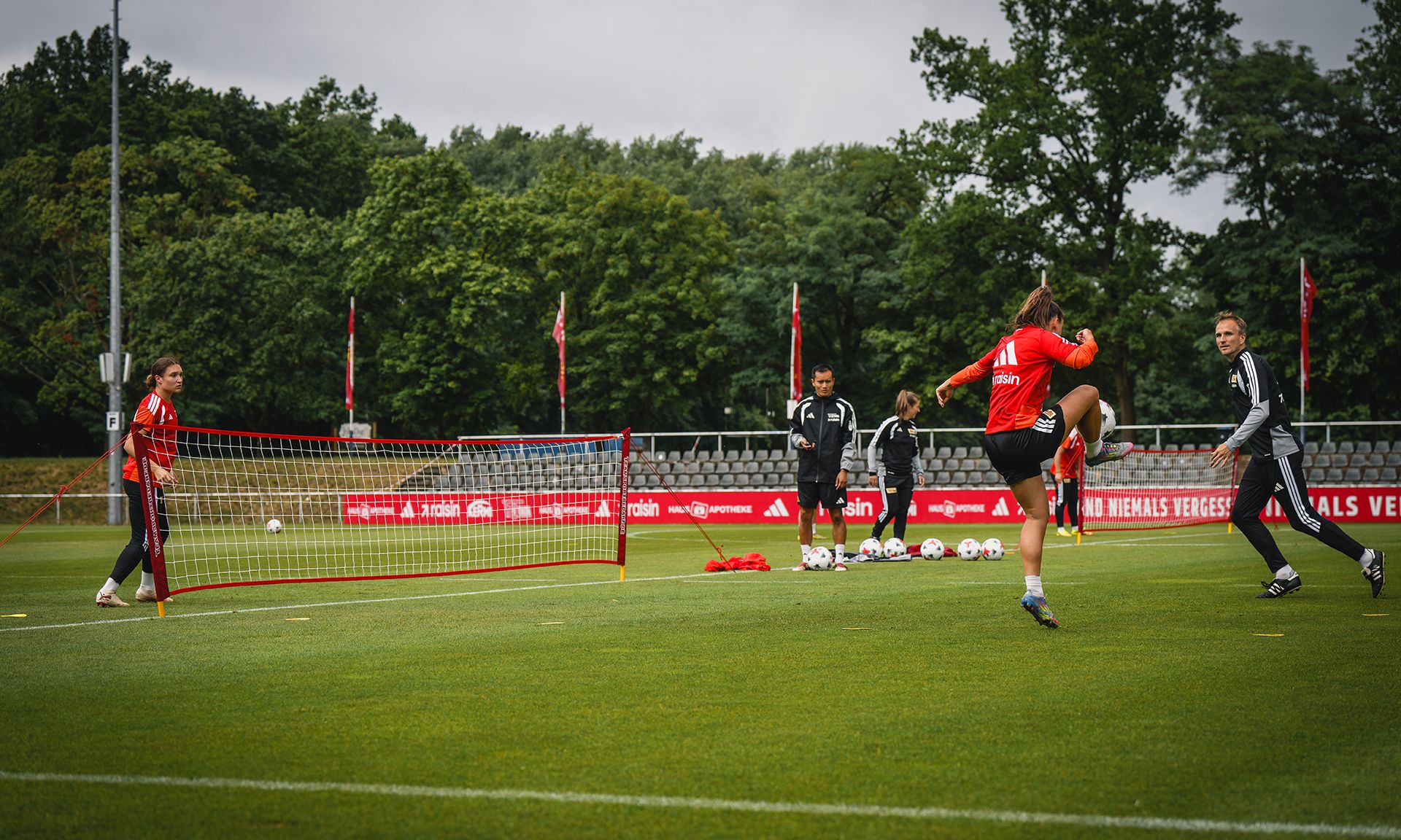 Unionerinnen brechen ins Trainingslager auf