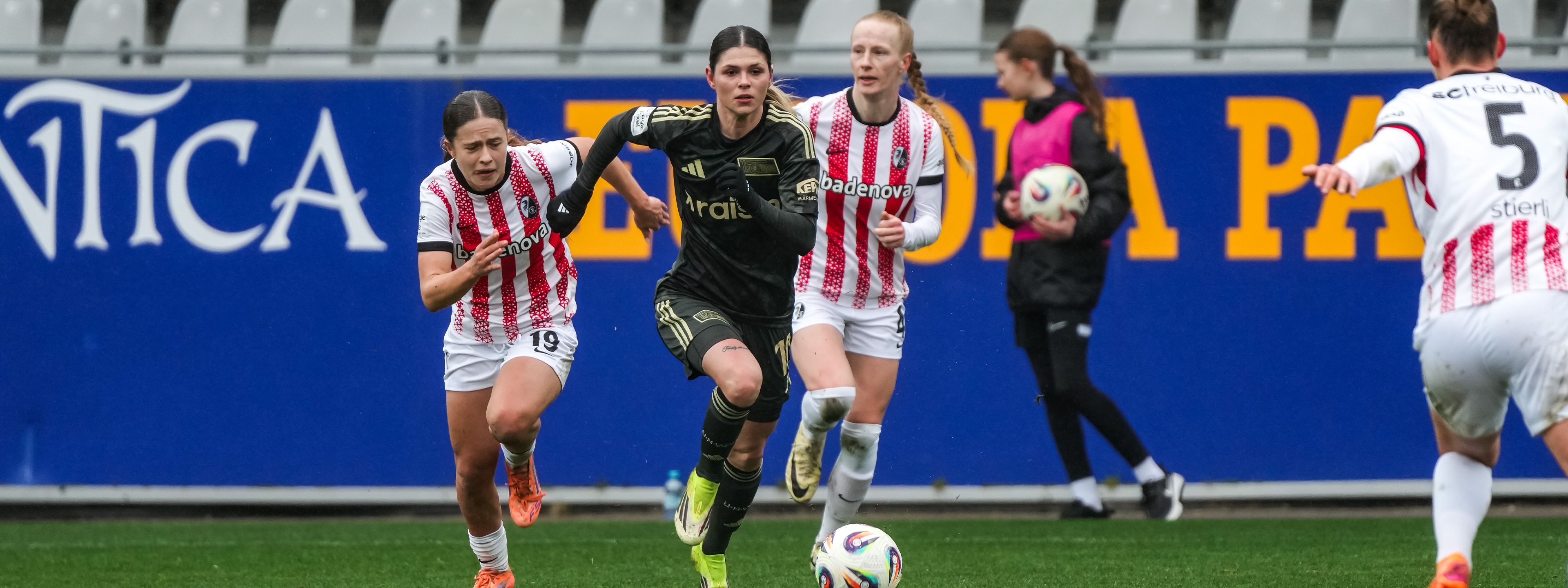 Unionerinnen kassieren späten Ausgleich in Freiburg 