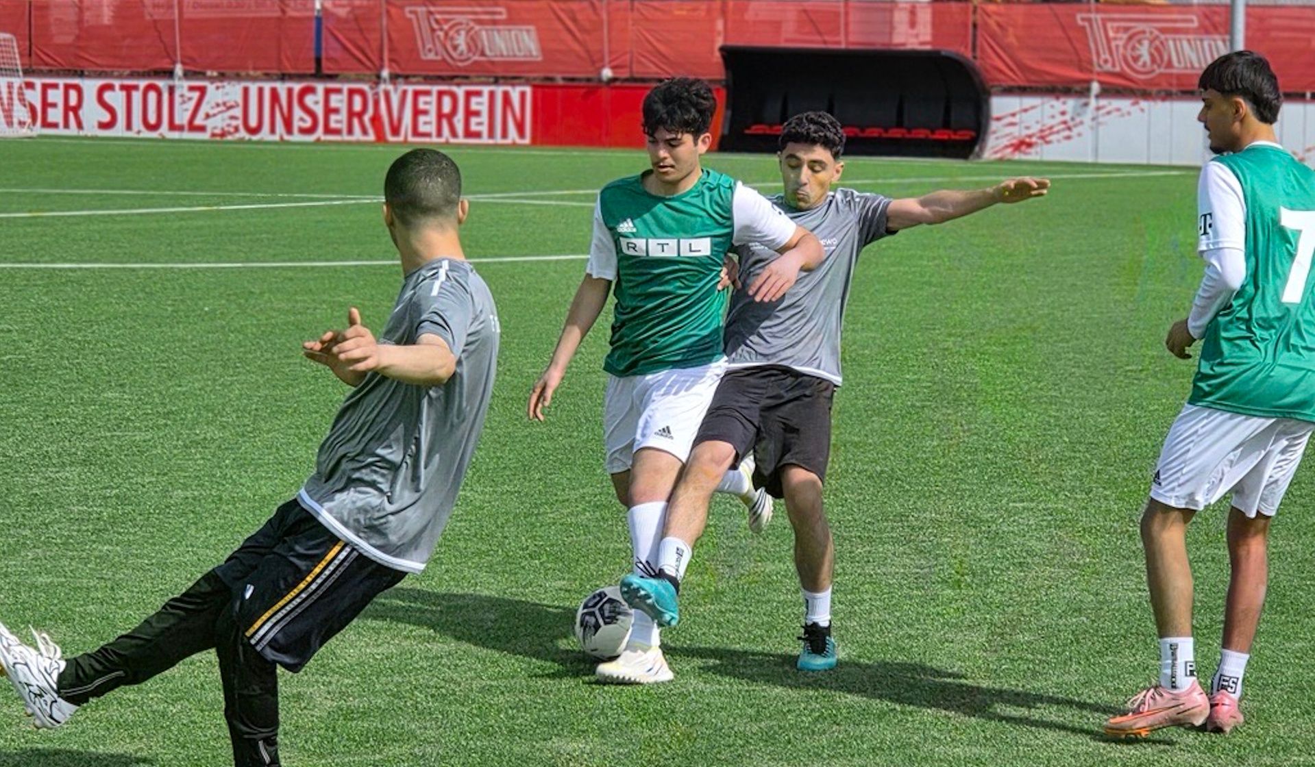 Dreizehn Teams kämpften um den Sieg beim Conny-Laudamus-Gedächnisturnier