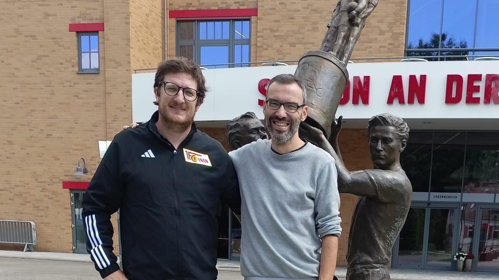 Jorge Corrales: De Berlín al éxito literario