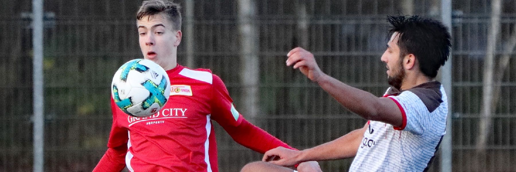 Union Berlin battle with league leaders St. Pauli