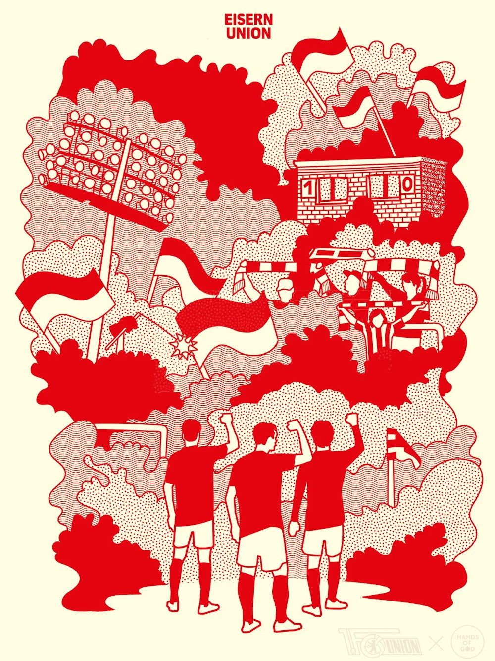 Drei Fußballspieler stehen mit erhobenen Armen vor einer bunten, von Vereinsfahnen umgebenen Szenerie.