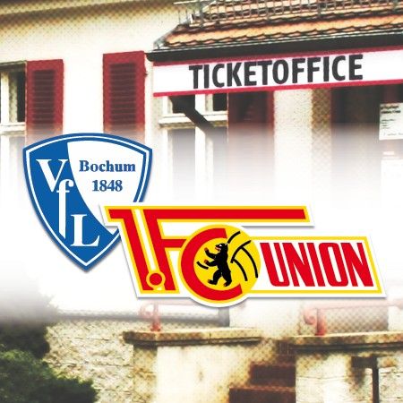 Logos des VfL Bochum und des 1. FC Union Berlin vor einem Ticketbüro.