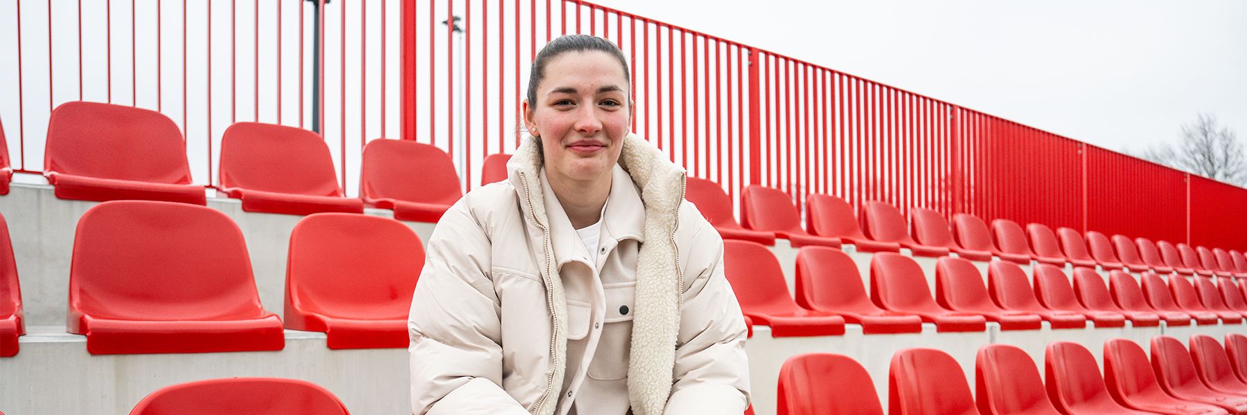 Melanie Wagner to stay at Union