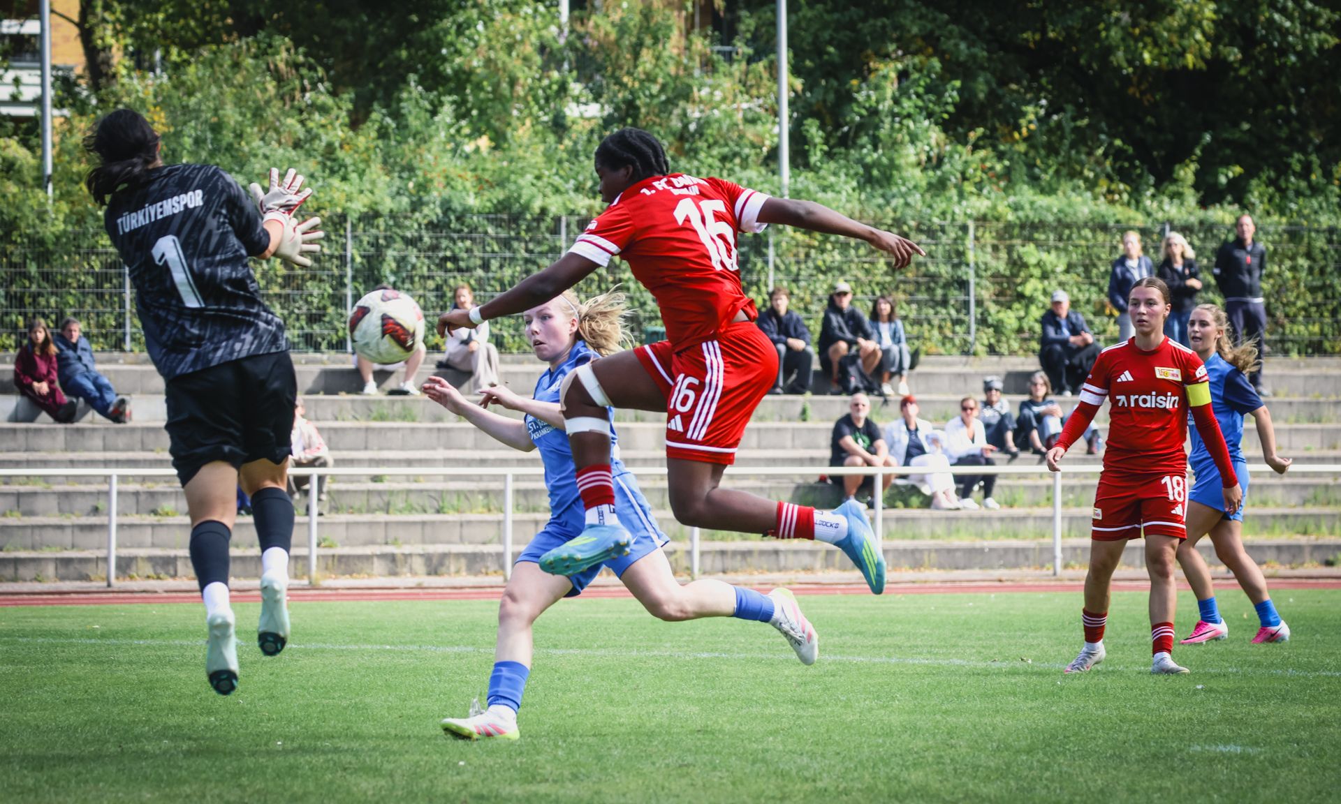 U23 gewinnt bei Türkiyemspor