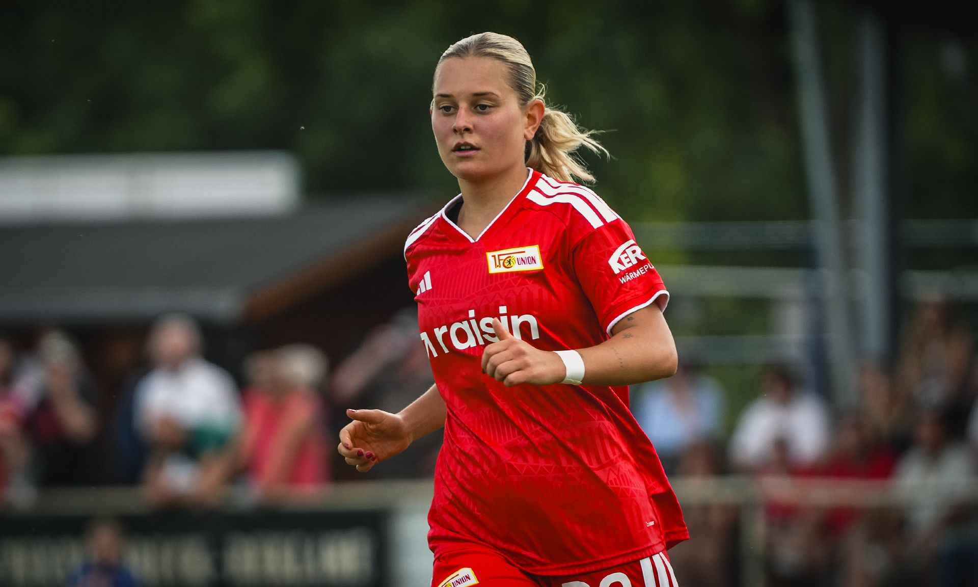 Leonie Köster per Leihe nach Bern