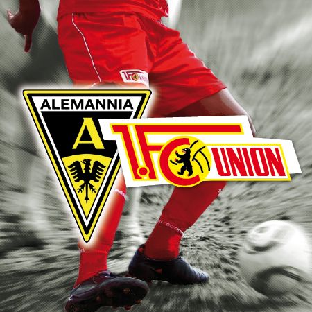 Logos von Alemannia Aachen und 1. FC Union Berlin, begleitet von einem Fußballspiel-Hintergrund.