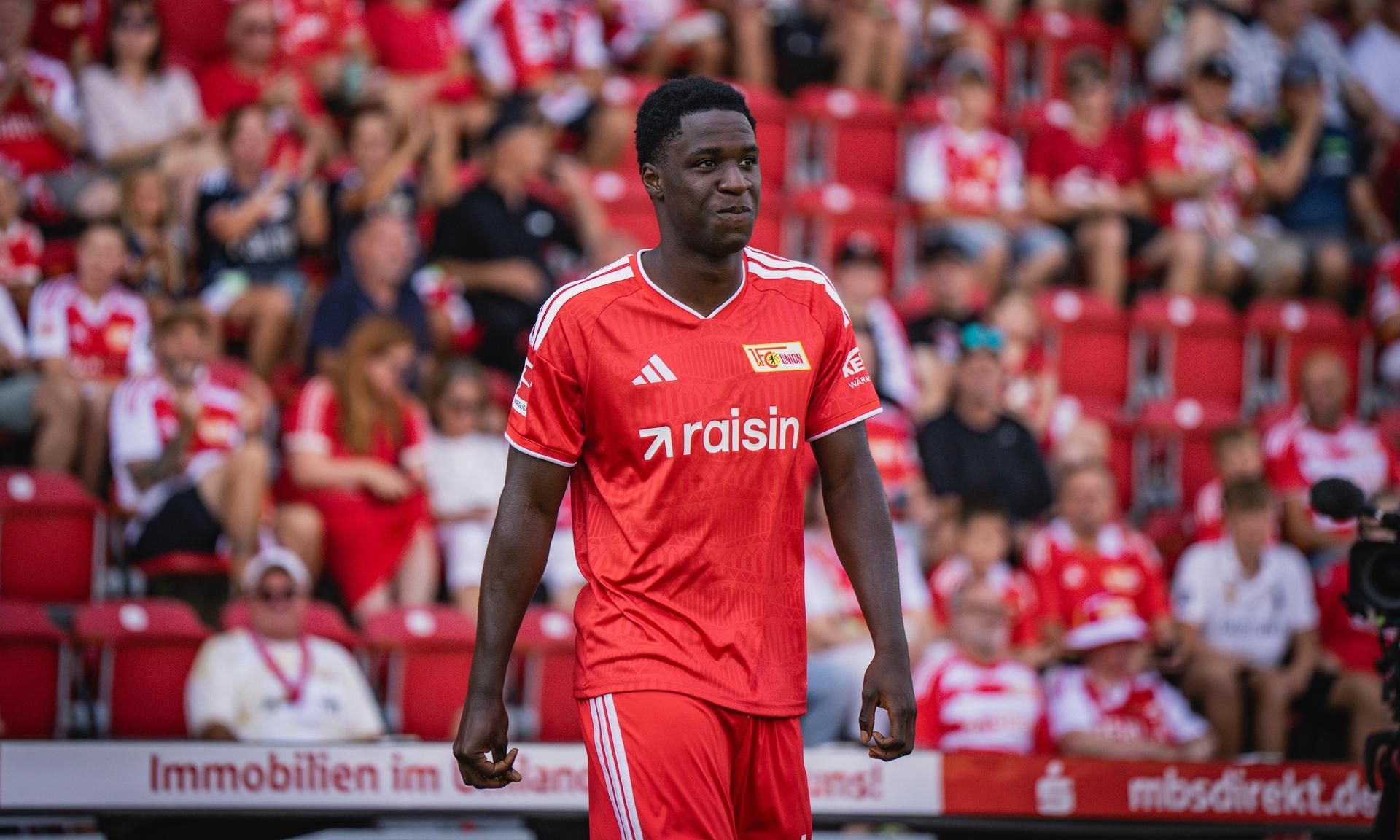 Oluwaseun Ogbemudia Loaned to Mannheim 