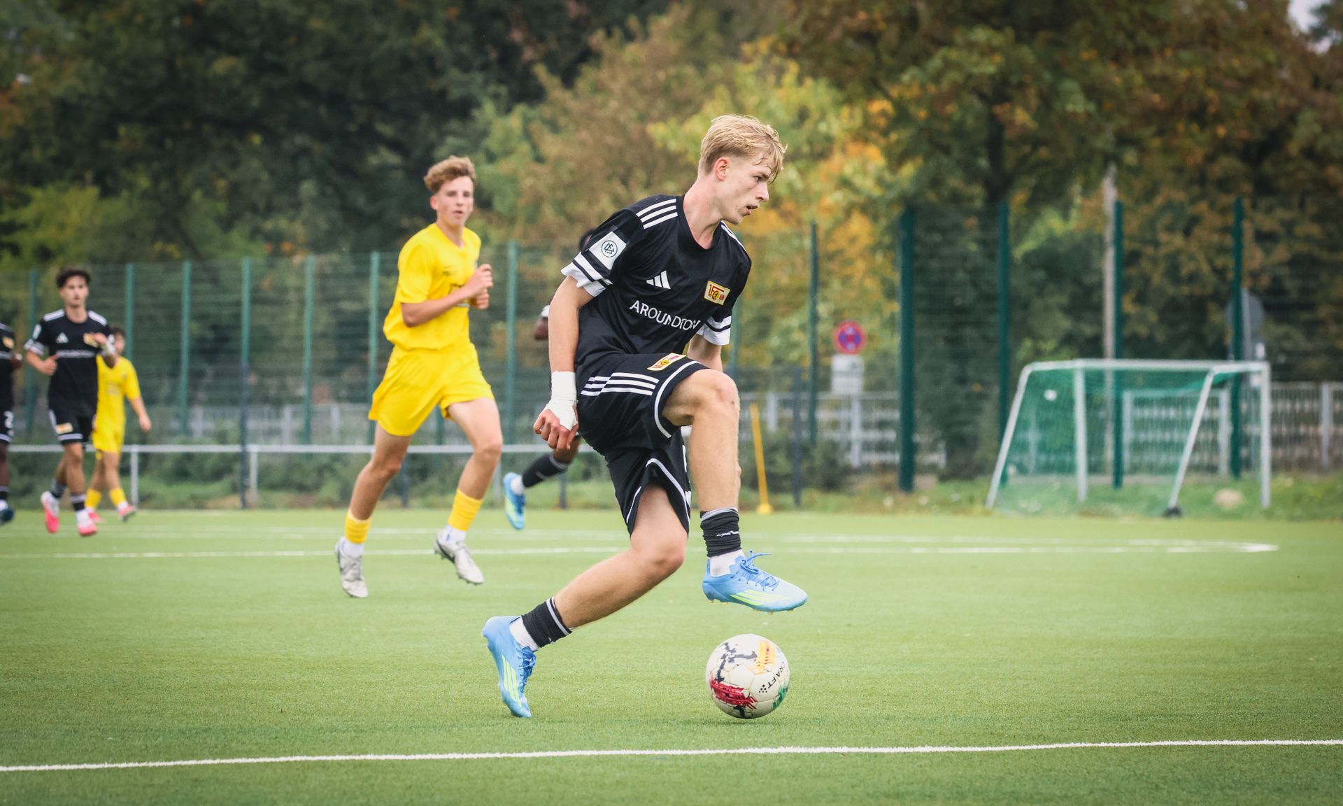 U17 gewinnt 5:0 in Leipzig