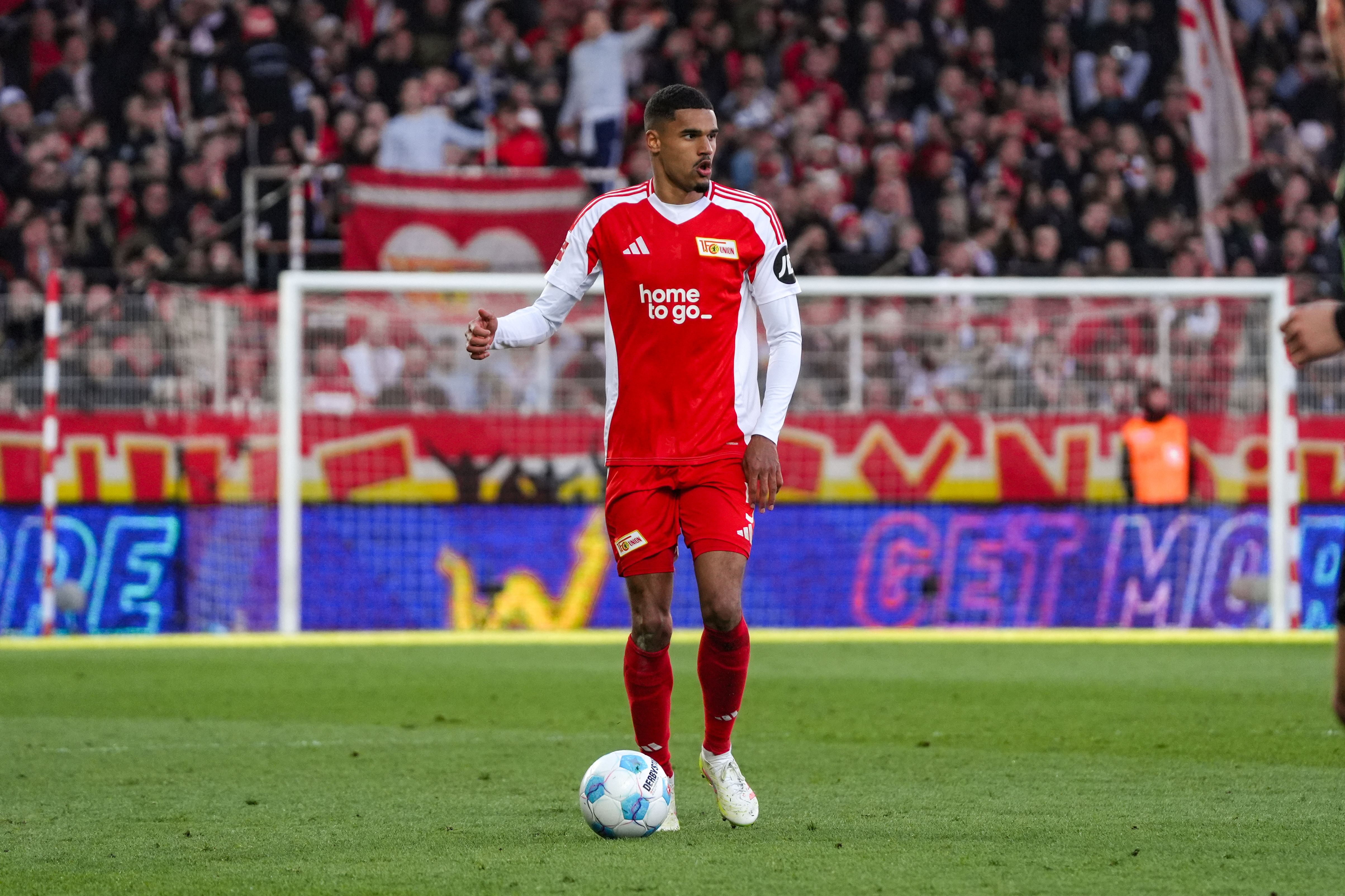 Danilho Doekhi: El dueño del espacio aéreo de Köpenick