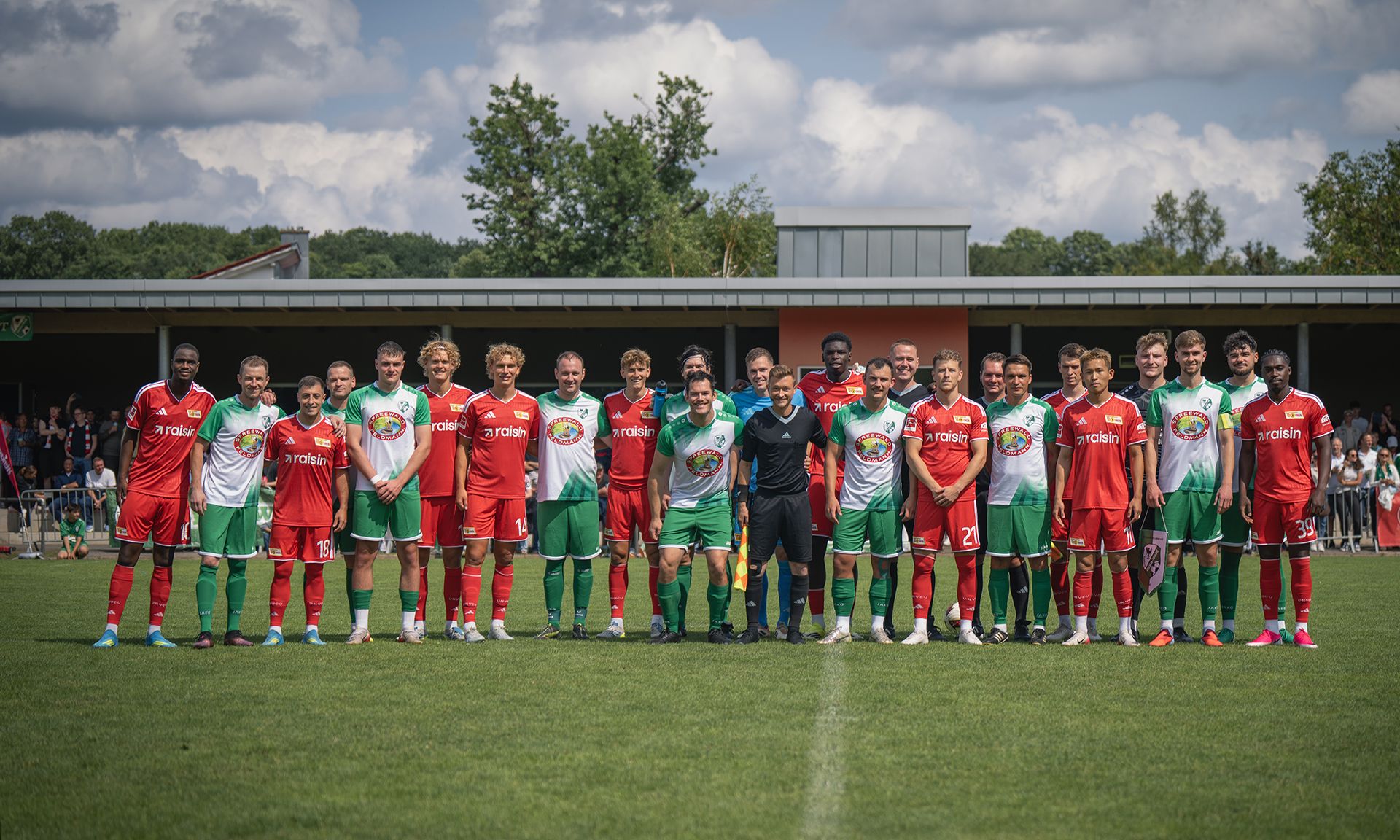 Men Win Second Friendly of the Weekend